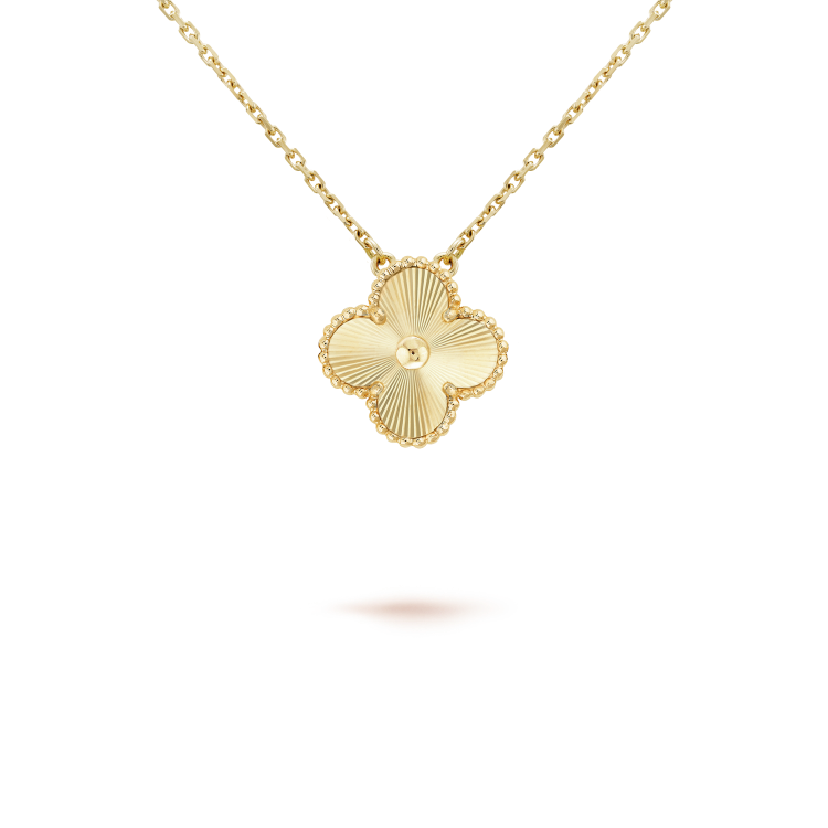 Royal Jewellery]CLOVER 15MM LASER NECKLACE