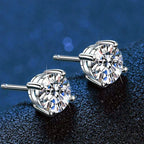 [Royal&Vicky]FOUR-PRONG MOISSANITE EARRINGS