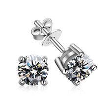 [Royal&Vicky]FOUR-PRONG MOISSANITE EARRINGS