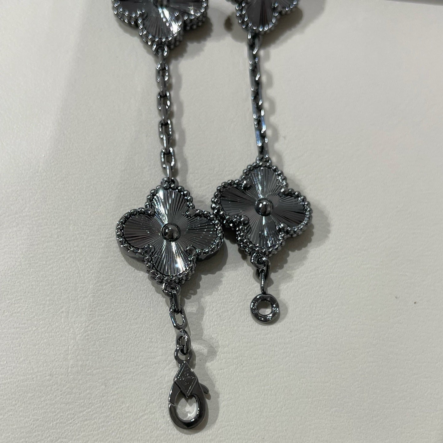 [Royal Jewellery]CLOVER 5 MOTIF BLACK BRACELET