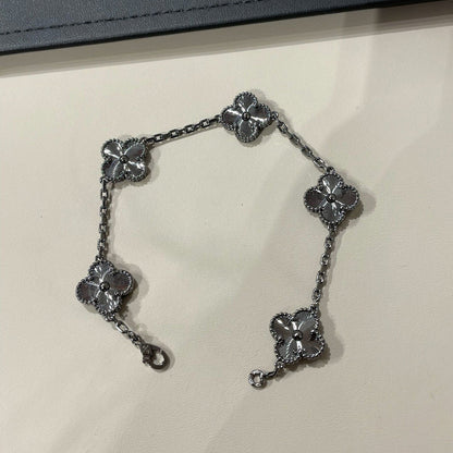 [Royal Jewellery]CLOVER 5 MOTIF BLACK BRACELET