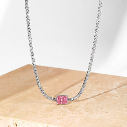 [Royal Jewellery]2.0 carat Ornate Emerald Cut Necklace