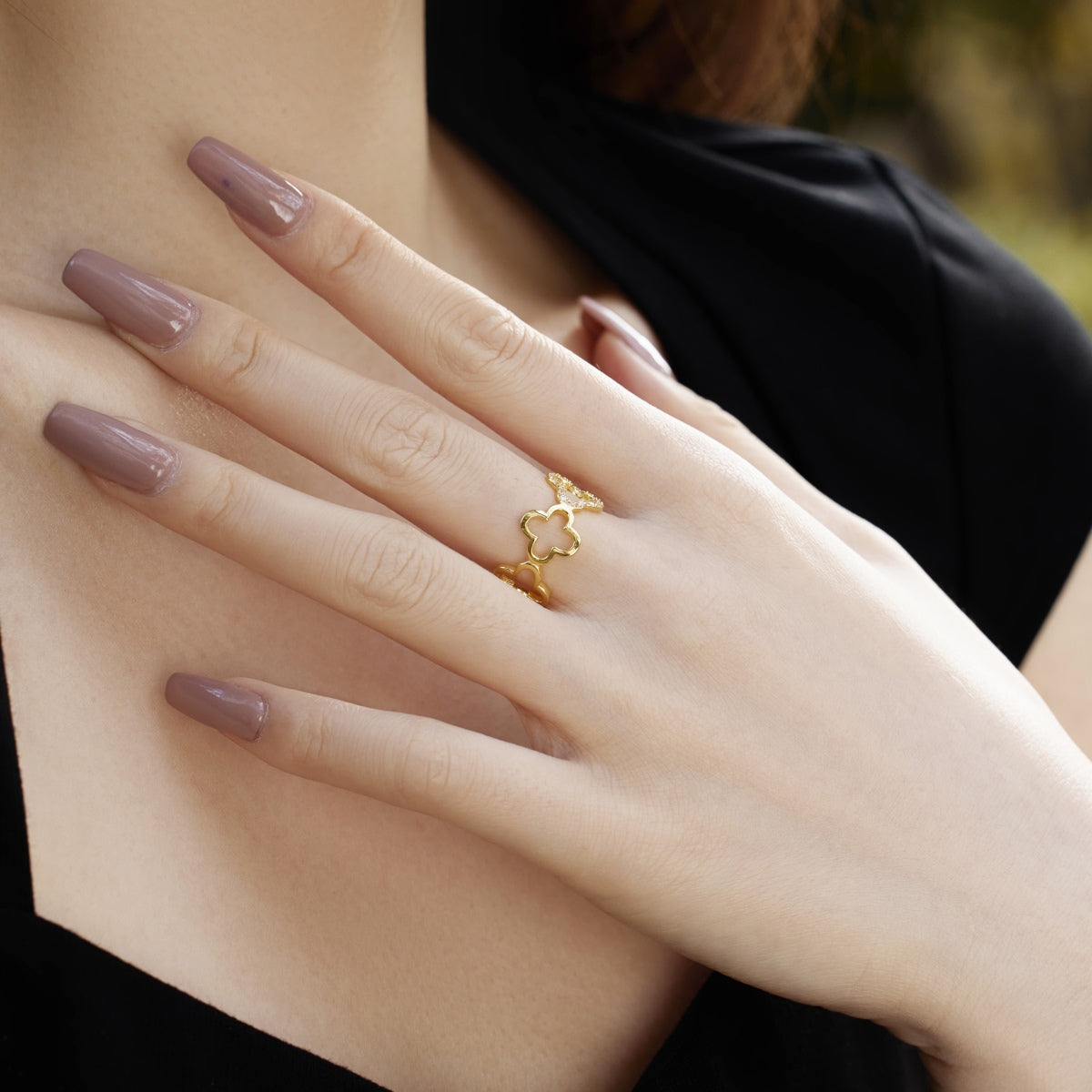 [Royal Jewellery]Hollow Design Four-Leaf Clover Flower Shape Ring