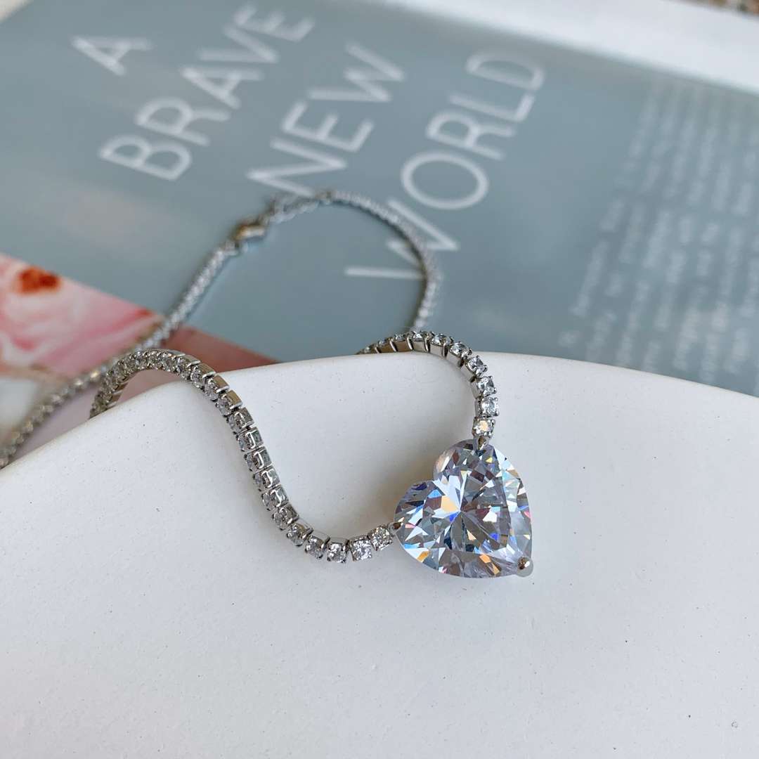 [Royal Jewellery]8.0 Carat Versatile Colorful Sweet Heart-Shaped Tennis Necklace