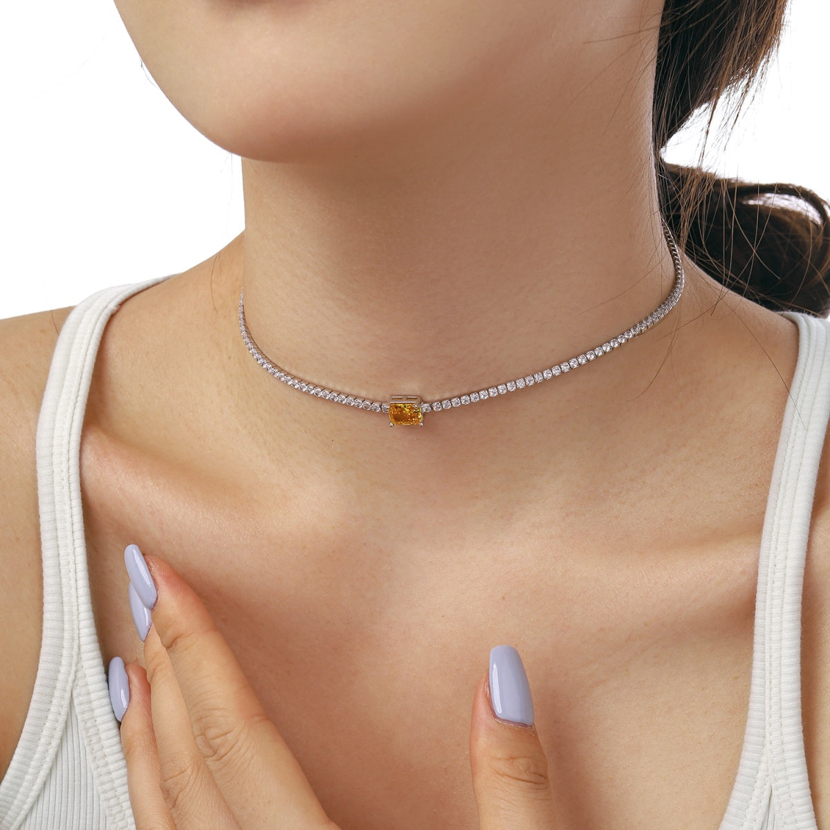 [Royal Jewellery]2.0 carat Ornate Emerald Cut Necklace