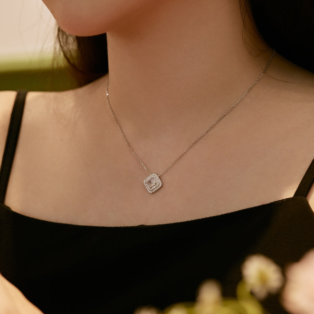 [Royal Jewellery]Sparkling Asscher Cut Necklace