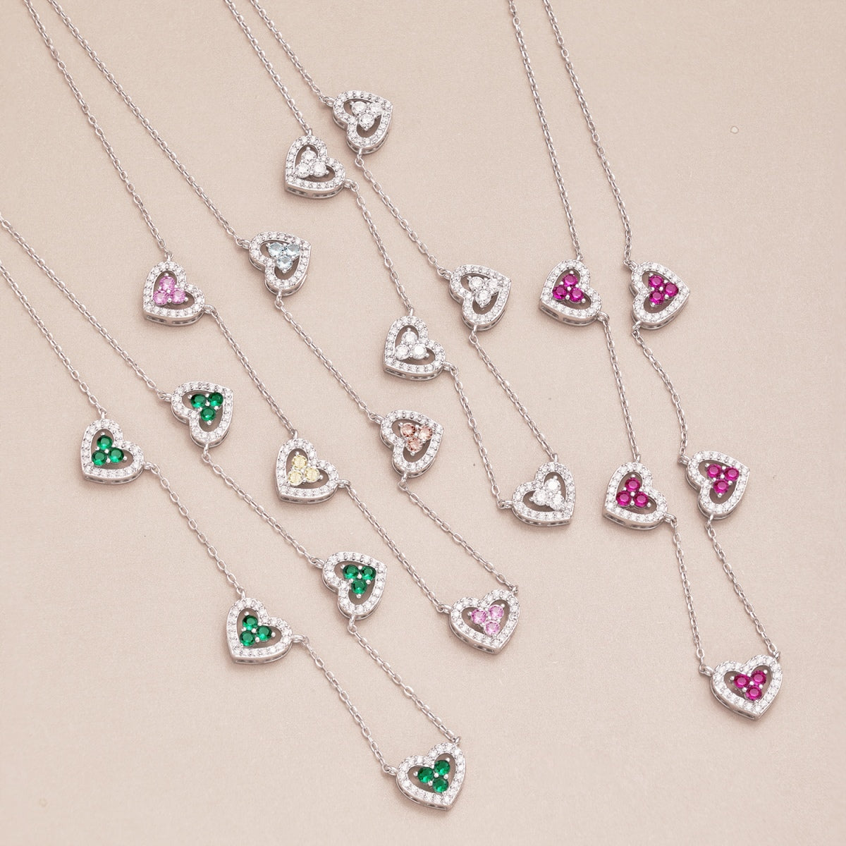 [Royal Jewellery]Sparkling Five Heart Necklace