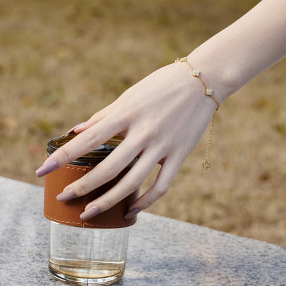 [Royal Jewellery]Four-Leaf Clover Hollow Butterfly Bracelet