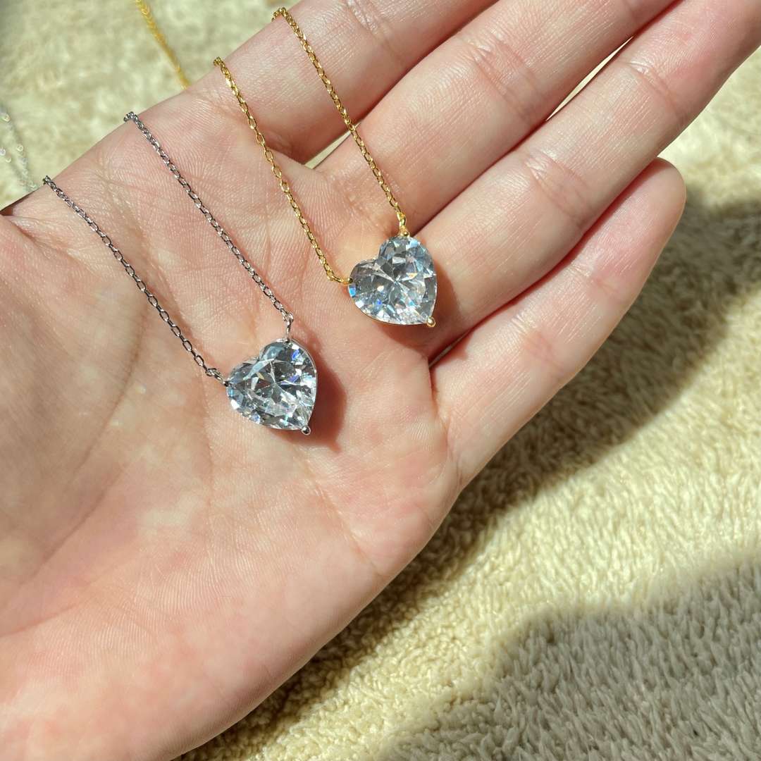 [ROYAL]6.0 carat Radiant Heart Shape Necklace