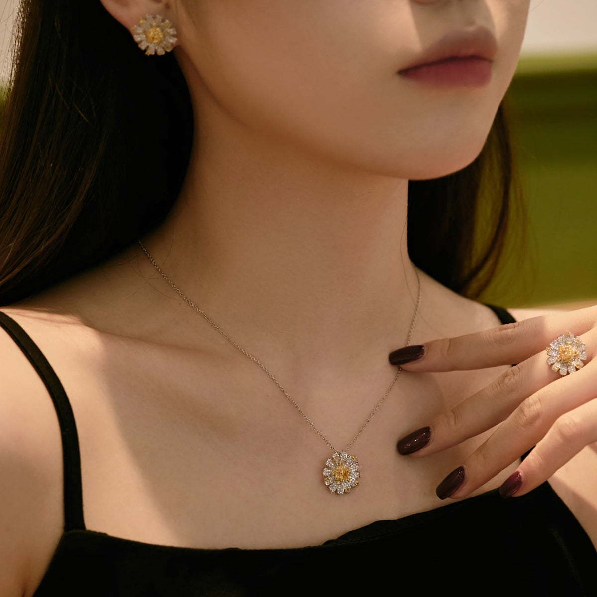 [Royal Jewellery]Exquisite Daisy Necklace
