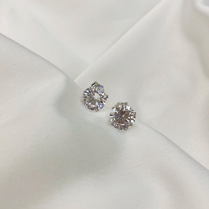 [Royal Jewellery]Stylish Shiny Round Center Stone Stud Earrings