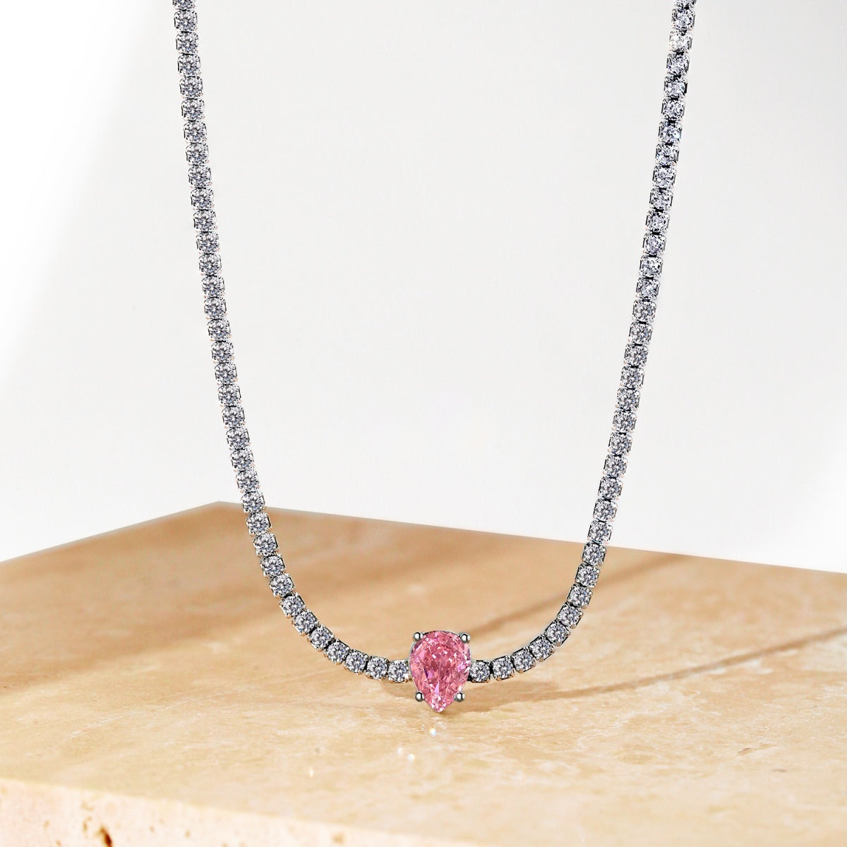 [Royal Jewellery]1.0 carat Unique Pear Cut Tennis Necklace