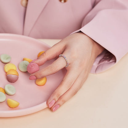 [Royal Jewellery]Unique Scintillating Round Cut Daily Ring