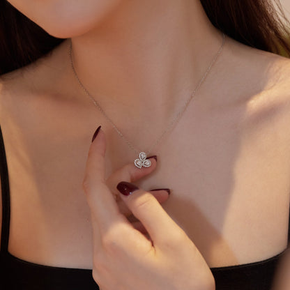 [Royal Jewellery]Elegant Flower Shape Pear Cut Necklace