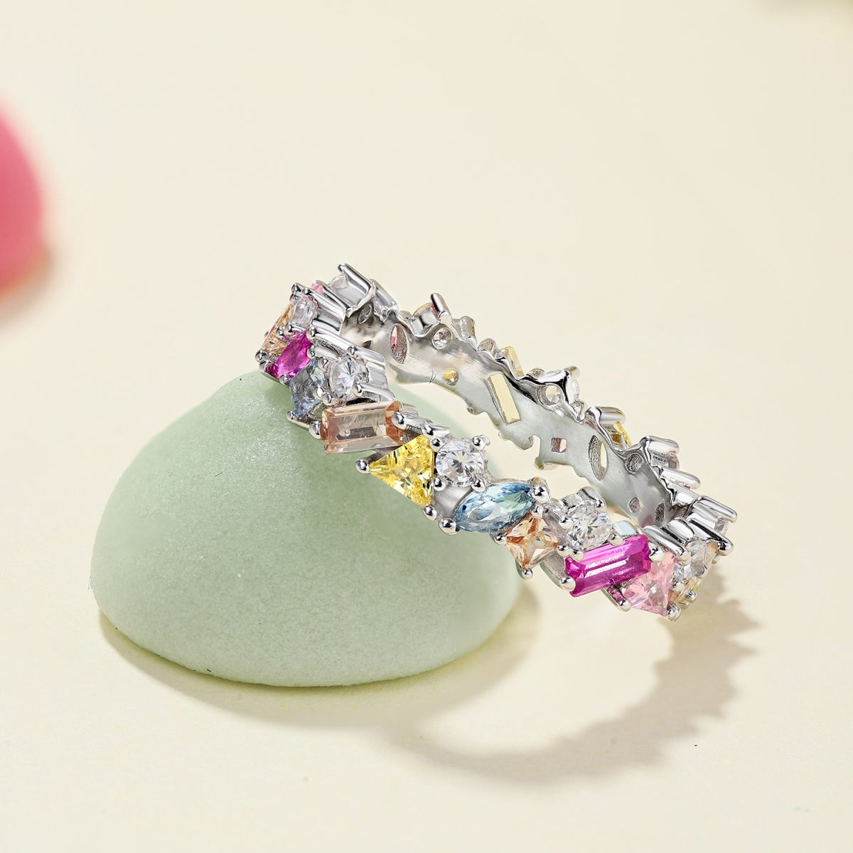 [ROYAL]Dazzling Polychromatic Multi cut Daily Ring