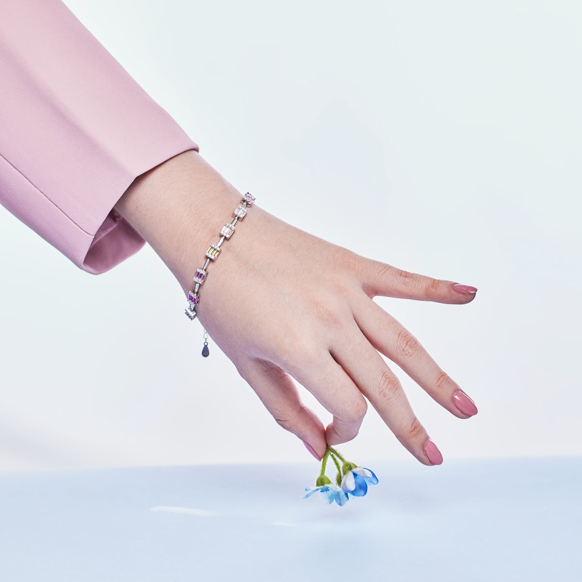 [Royal Jewellery]Dainty Charming Emerald Cut Daily Bracelet