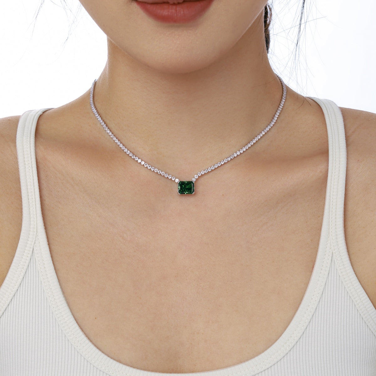 [Royal Jewellery]4.0 Carat Elegant Radiant Cut Necklace