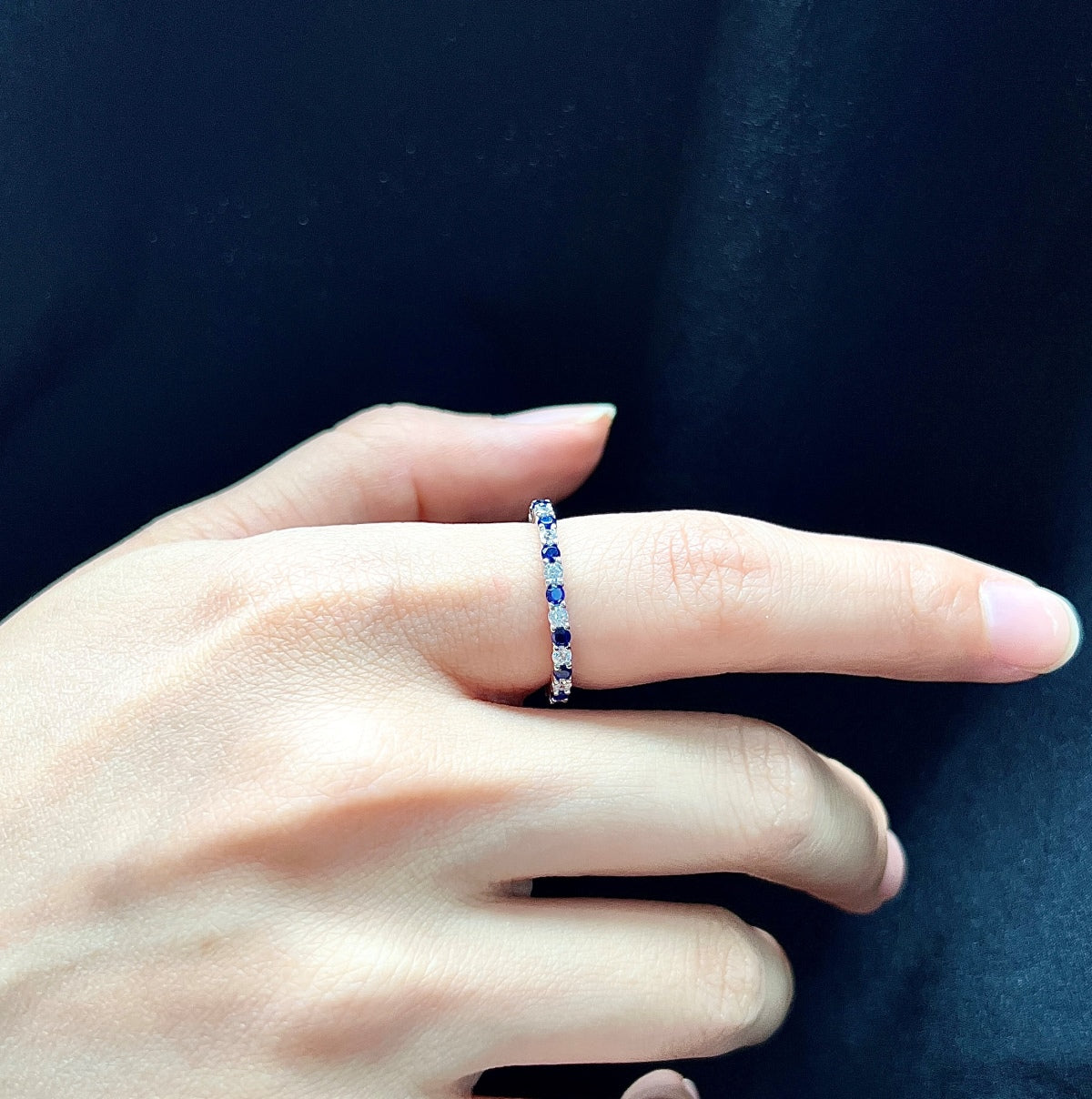 [Royal Jewellery]Exquisite Colorful Round Cut Tennis Ring