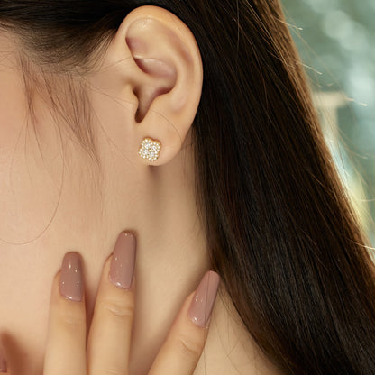 [Royal Jewellery]Four-Leaf Clover Flower Shaped Earrings