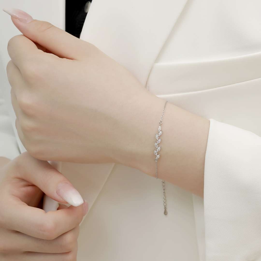 [Royal Jewellery]Elegant Wheat Leaves Shape Bracelet