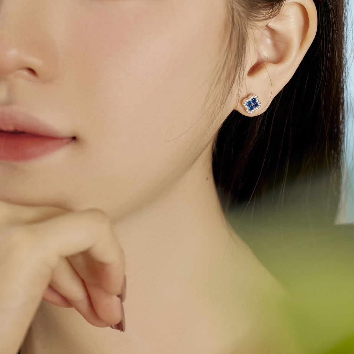 [Royal Jewellery]Four-Leaf Clover Flower Shaped Earrings