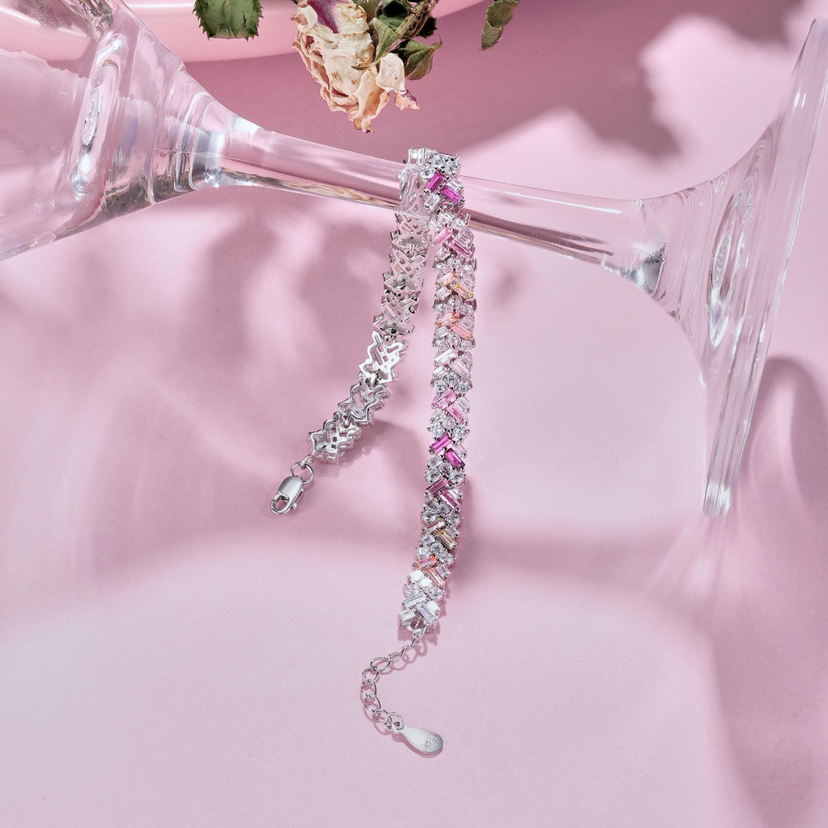 [Royal Jewellery]Dazzling Unique Multi Shape Daily Bracelet
