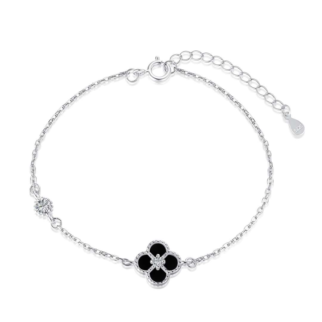 [Royal Jewellery]Delicate Four Leaf Clover Bracelet