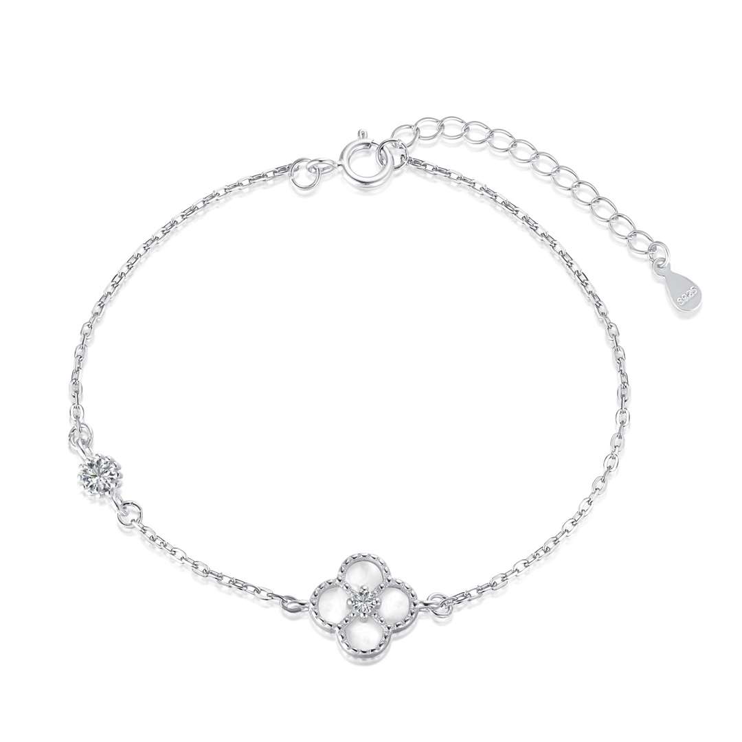 [Royal Jewellery]Delicate Four Leaf Clover Bracelet