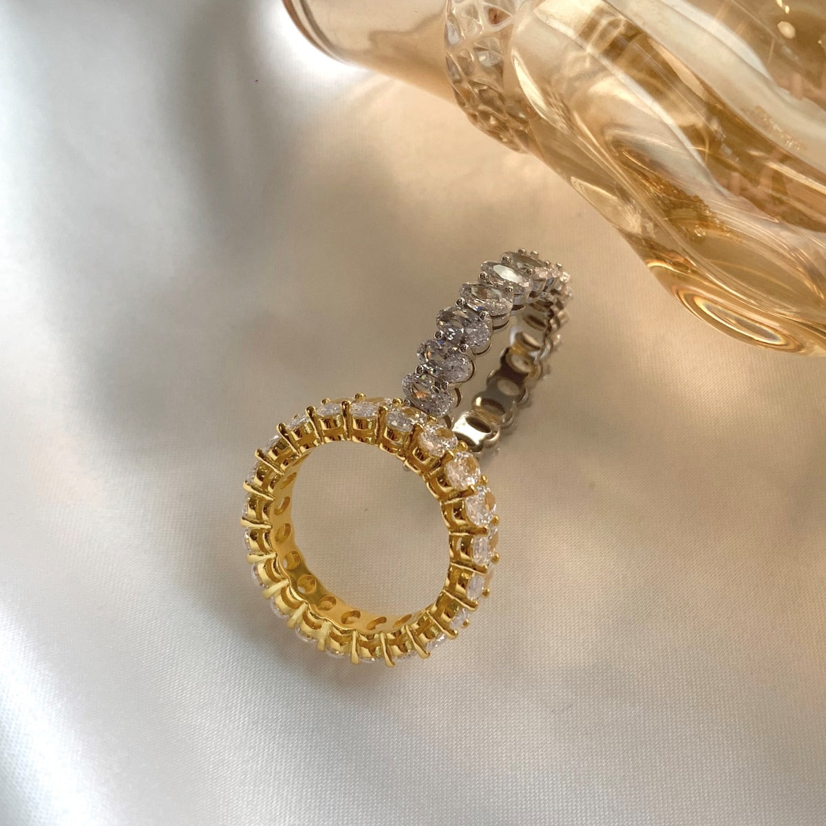[Royal Jewellery]Ornate Oval Cut Tennis Ring