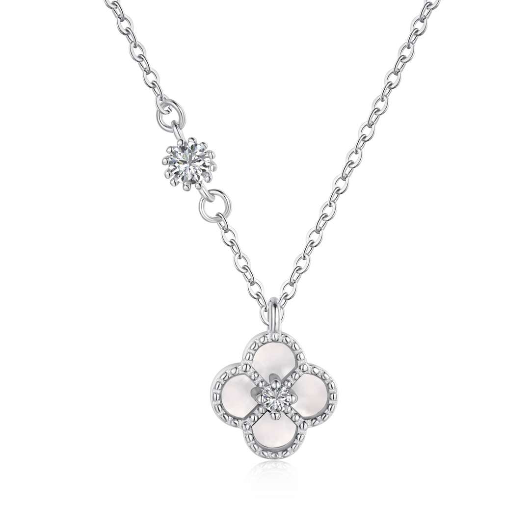 [Royal Jewellery]Delicate Flower Shape Necklace