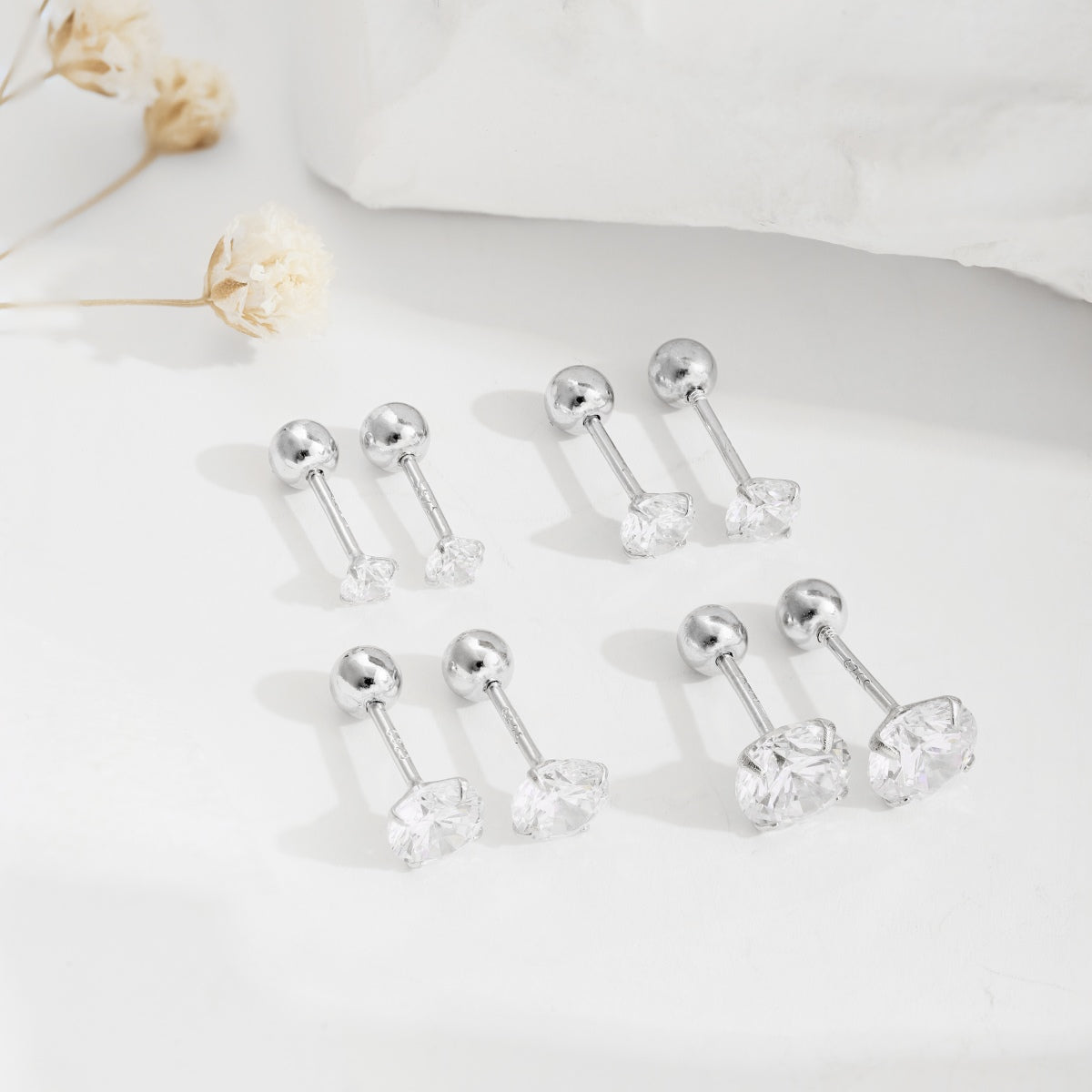 [Royal Jewellery]Unique U-Shaped Ear Bone Earrings