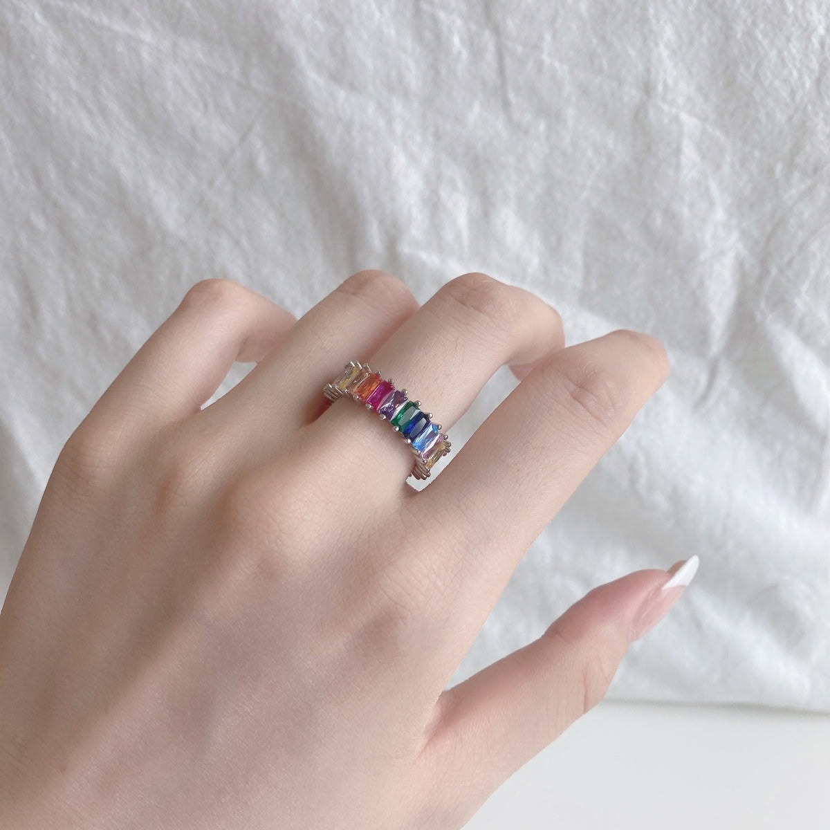 [Royal Jewellery]Unique Colorful Radiant Cut RIng