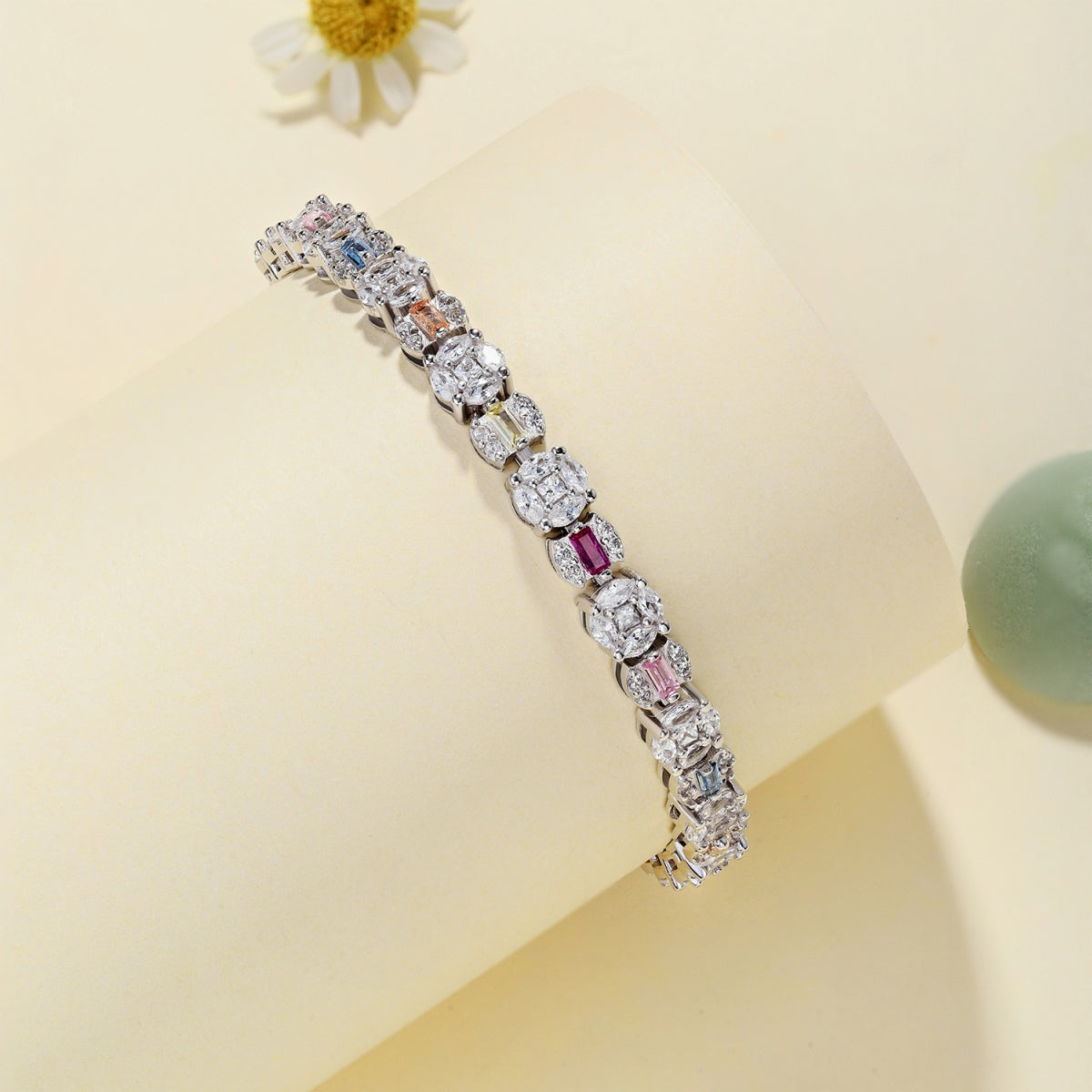 [ROYAL]Dazzling Radiant Multi Cut Daily Bracelet