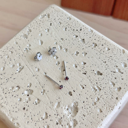 [Royal Jewellery]Delicate Solitaire Earrings