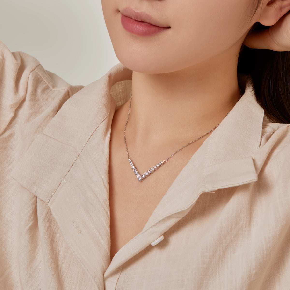 [Royal Jewellery]Ornate Round Cut Necklace