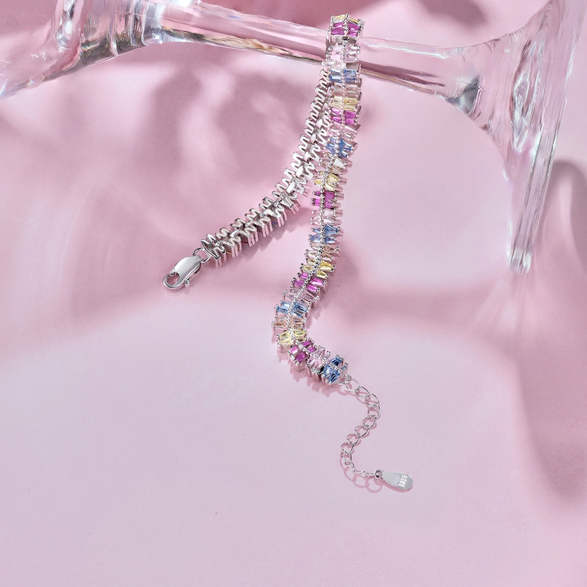 [Royal Jewellery]Sparkling Exquisite Multi Cut Party Bracelet