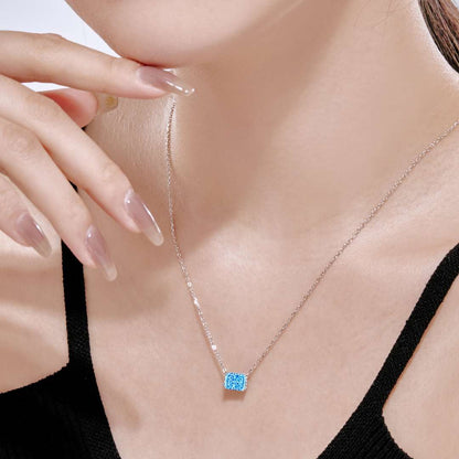 [Royal Jewellery]Luxurious Square Shape Colorful Necalack
