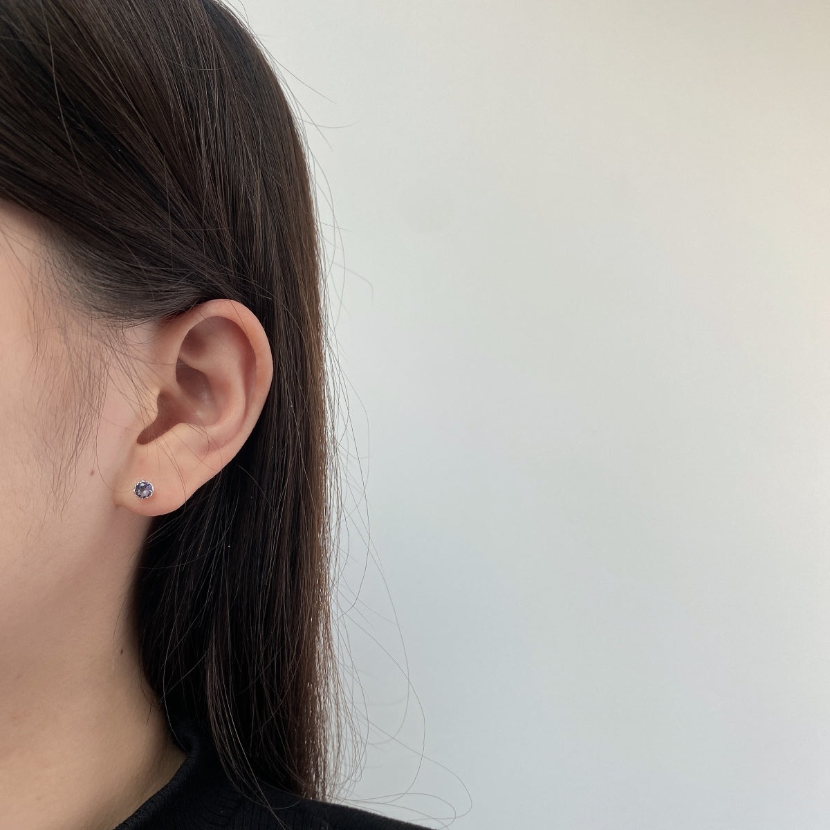 [Royal Jewellery]Sparkling Colorful Round Shape Earrings