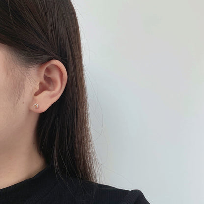 [Royal Jewellery]Sparkling Colorful Round Shape Earrings