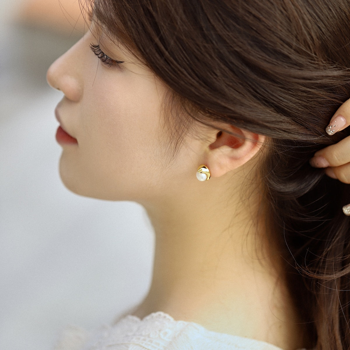 [ROYAL]Dainty Bread Pearl Earrings