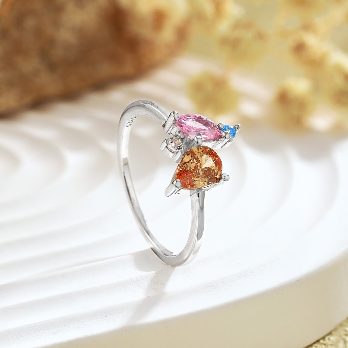 [Royal Jewellery]Radiant Colorful Multi Cut Daily Ring