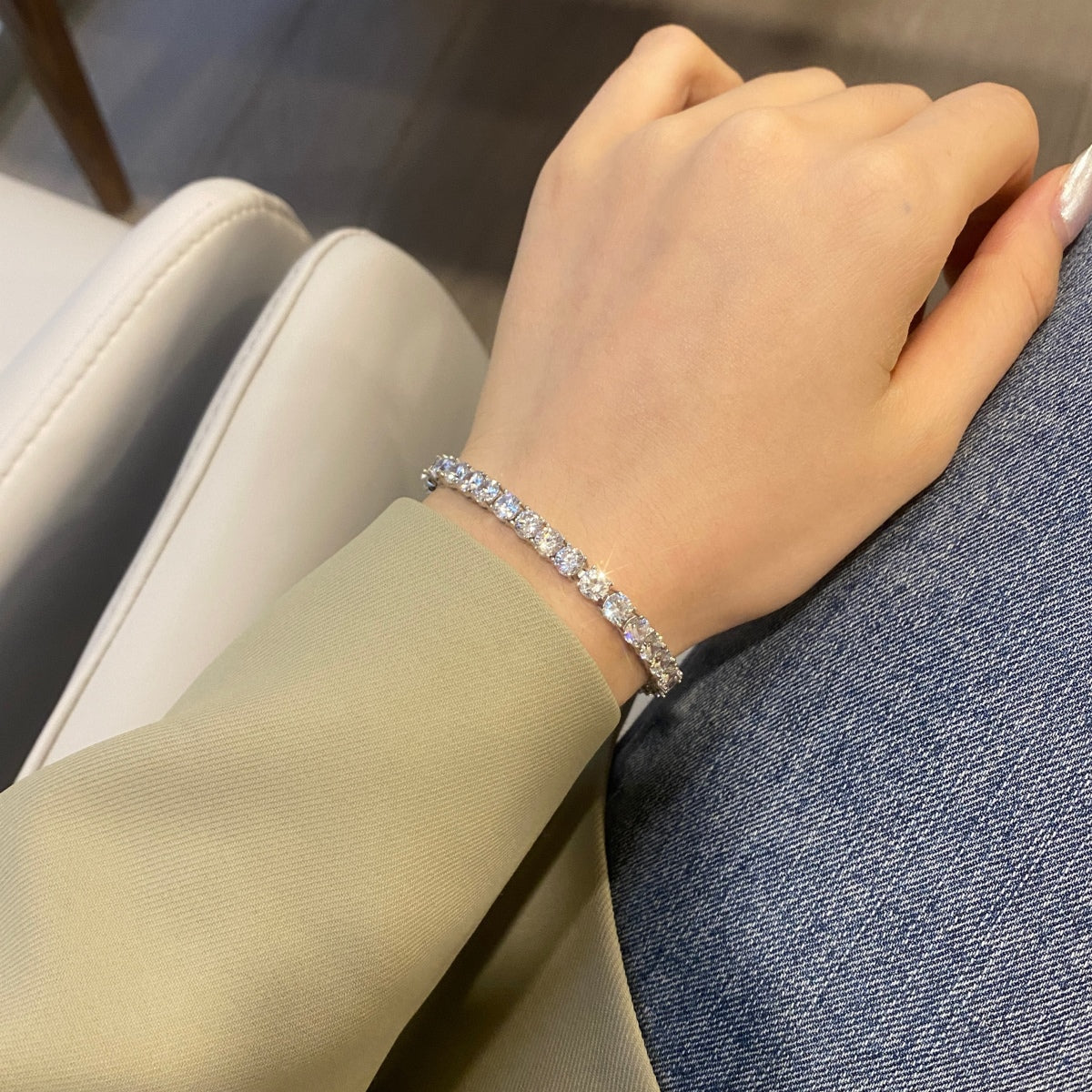 [Royal Jewellery]Ornate Sparkling Round Cut Wedding Bracelet