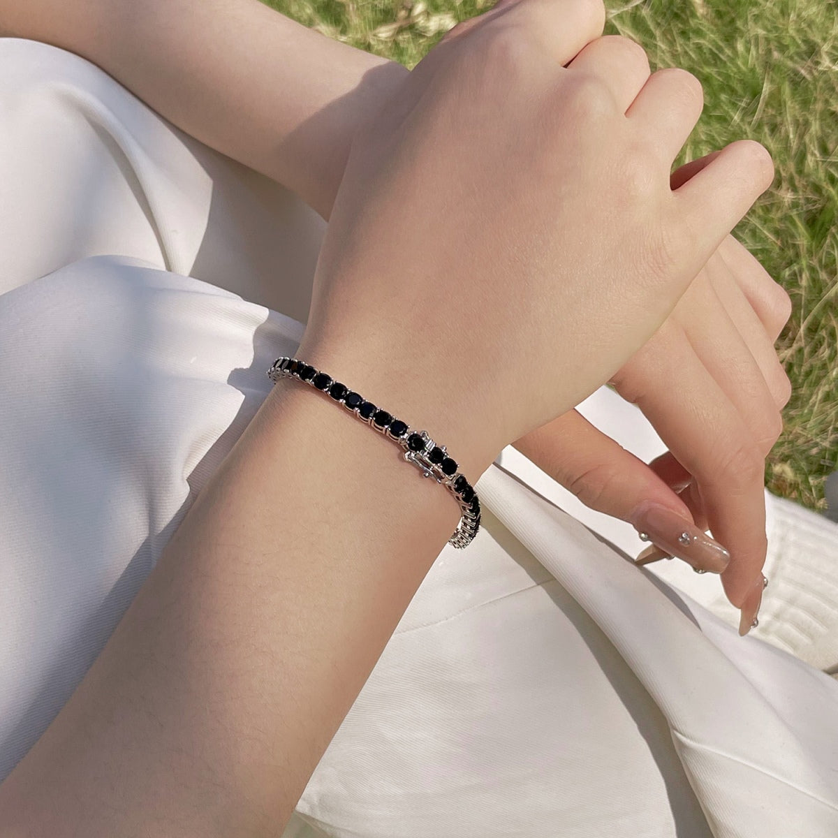 [Royal Jewellery]Radiant Colorful Round Cut Party Bracelet