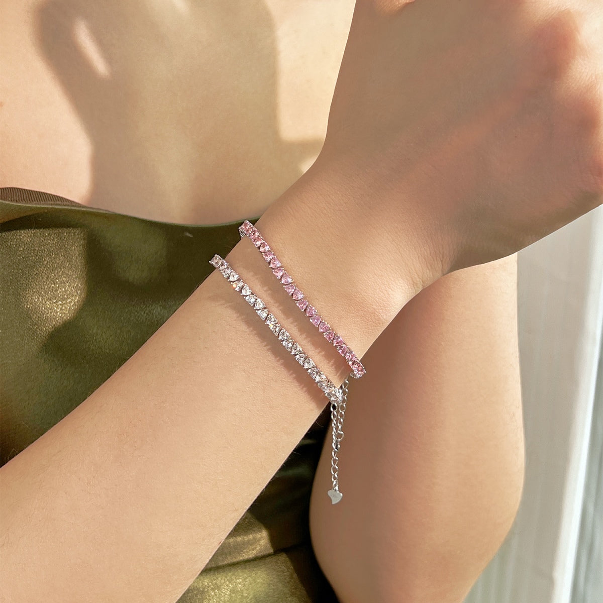 [Royal Jewellery]Dazzling Romantic Heart Shape Lover Bracelet