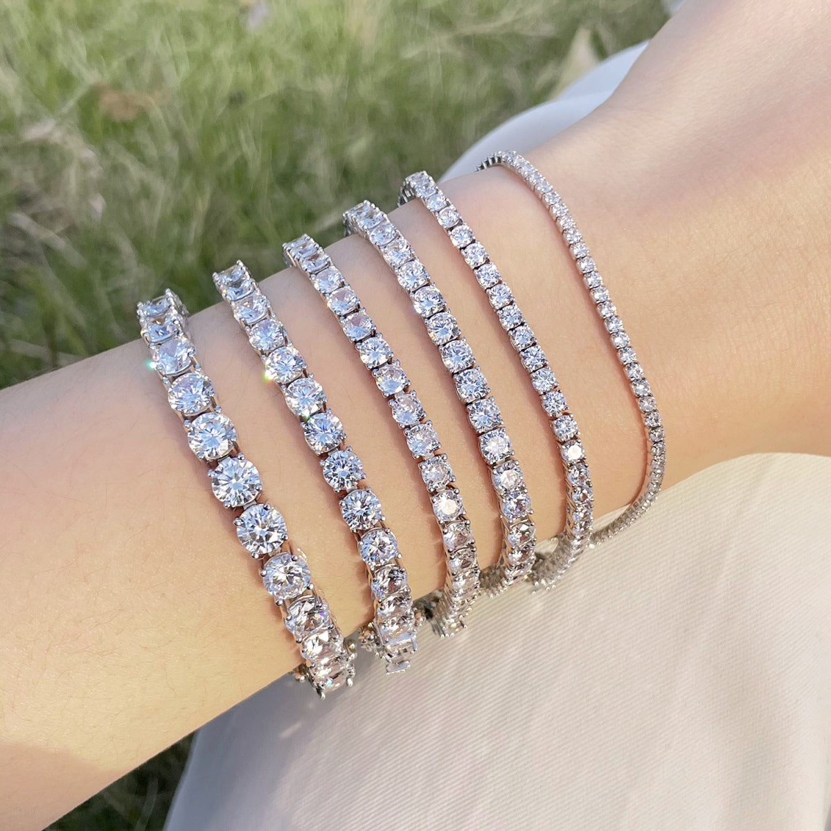 [Royal Jewellery]Luxurious Ornate Round Cut Tennis Bracelet