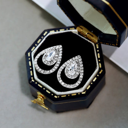 [Royal Jewellery]Sparkling Delicate Water Drop Shape Daily Earrings