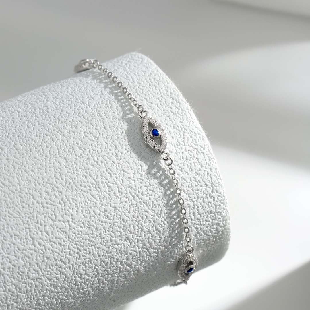 [Royal Jewellery]Evil Eye Shape Pendent Necklace