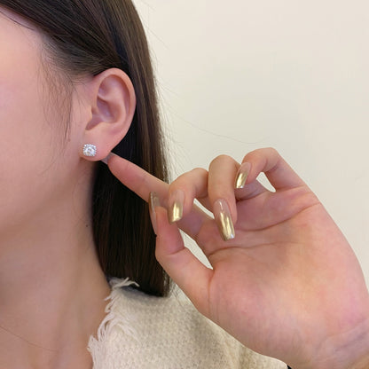 [Royal Jewellery]Classic Round Center Stone Stud Earrings