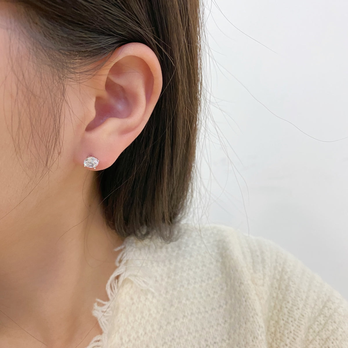 [Royal Jewellery]Unique Round Shape Earrings