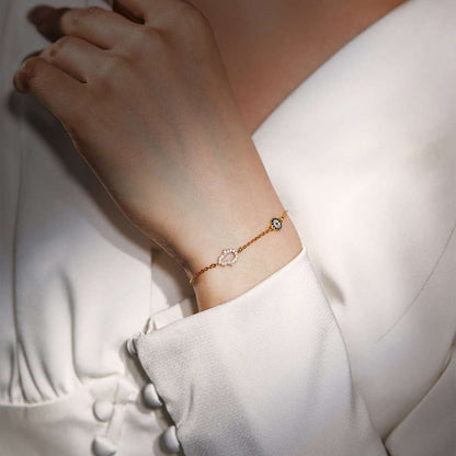 [Royal Jewellery]Gost Shape & Round Shape Necklace